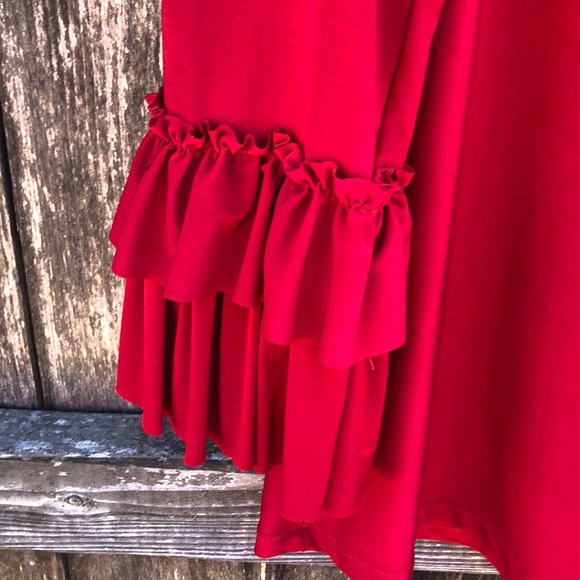 •‼️SOLD‼️•Bell Sleeve Layering Top• - Picture 3 of 5